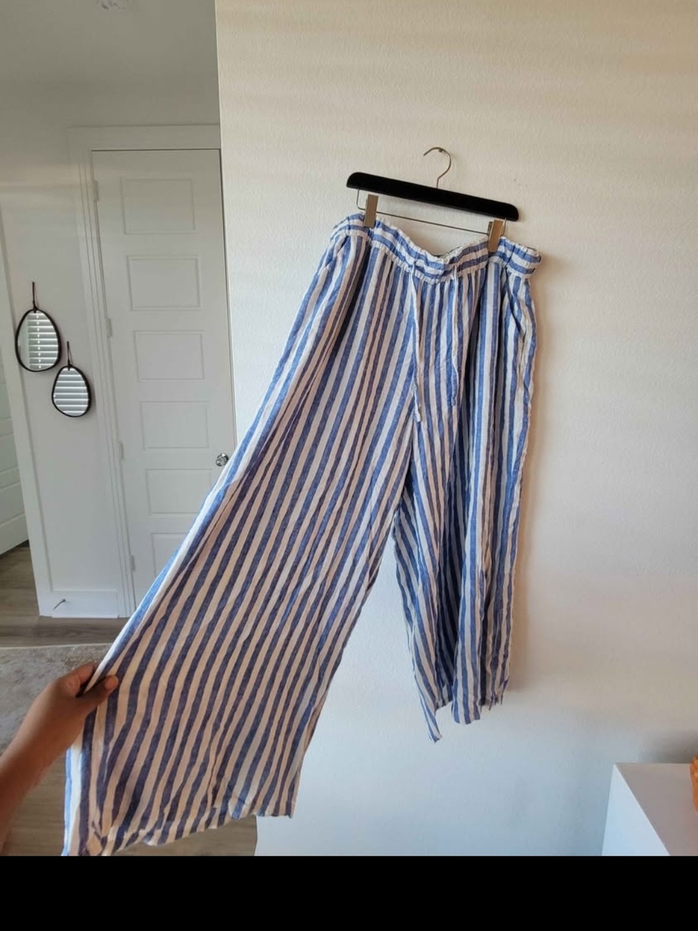 Ava & Viv Blue and White Striped Pants with Elastic Waist